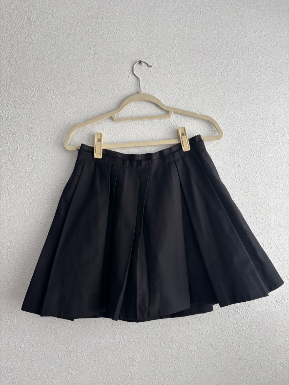 COS Black Pleated Cotton Blend Mini Skirt